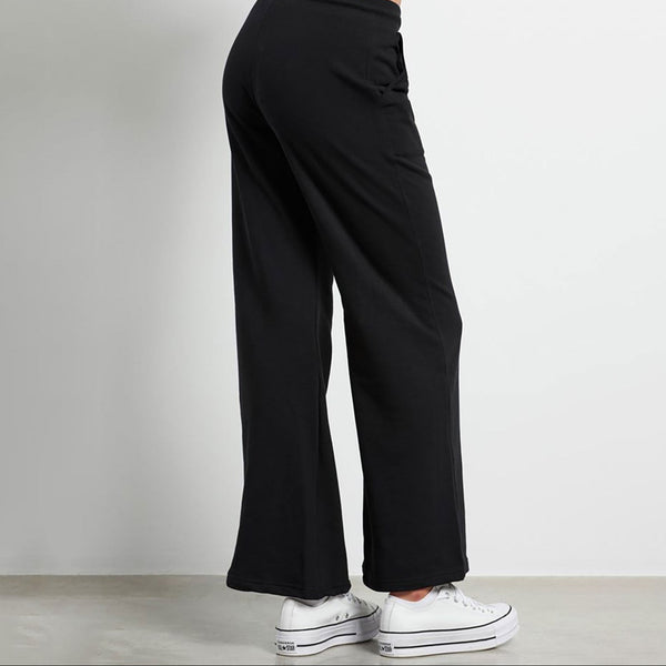 Women's ‘PANTS ON’ wide-cut sweatpants