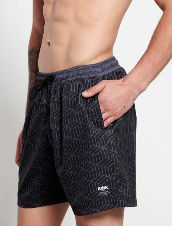 Men’s bermuda swim shorts