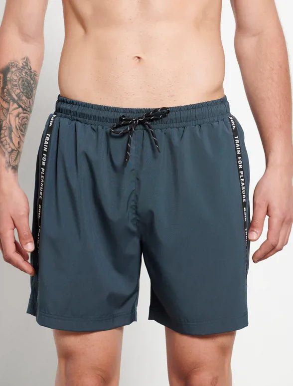 Men’s bermuda swim shorts